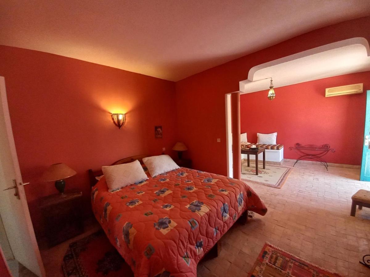 Bed and Breakfast Les Tourmalines Afeggou Esterno foto
