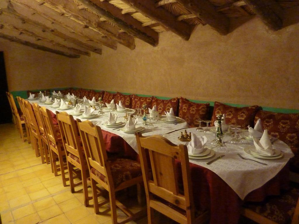 Bed and Breakfast Les Tourmalines Afeggou Esterno foto