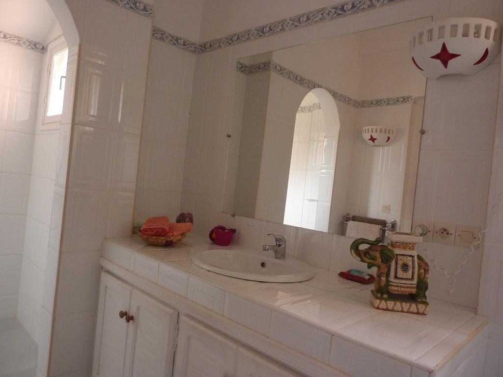 Bed and Breakfast Les Tourmalines Afeggou Esterno foto