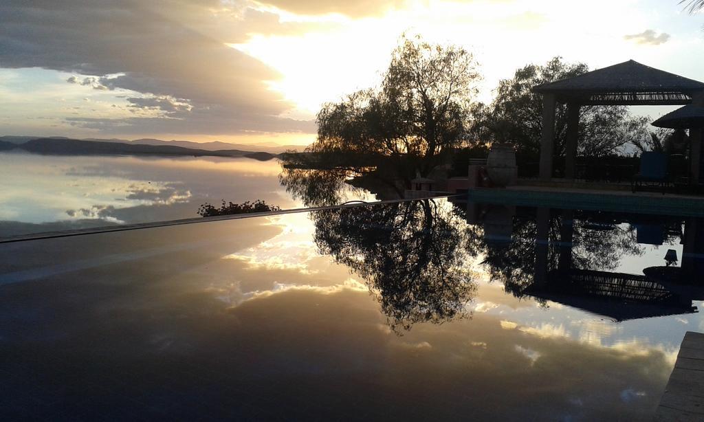 Bed and Breakfast Les Tourmalines Afeggou Esterno foto